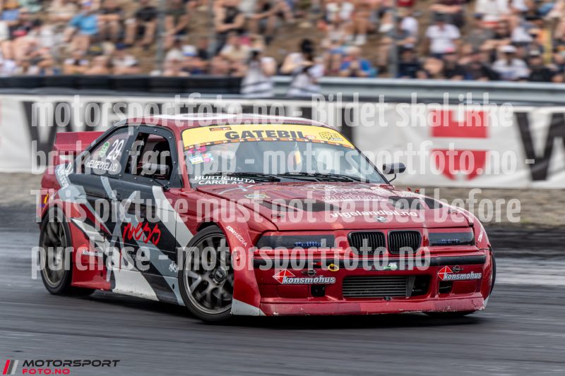 20250712-184238-DSC7030