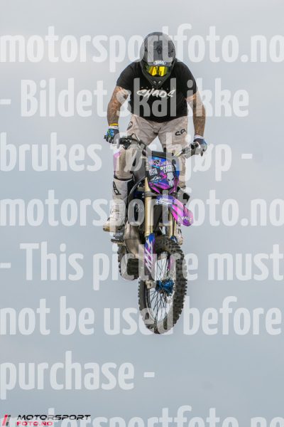 20250712-185348-DSC_5144