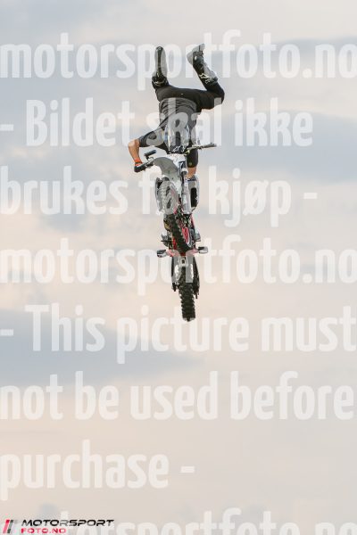 20250712-190709-DSC_6082