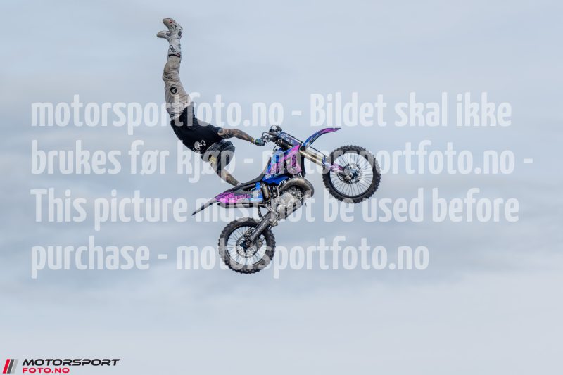 20250712-190757-DSC7638