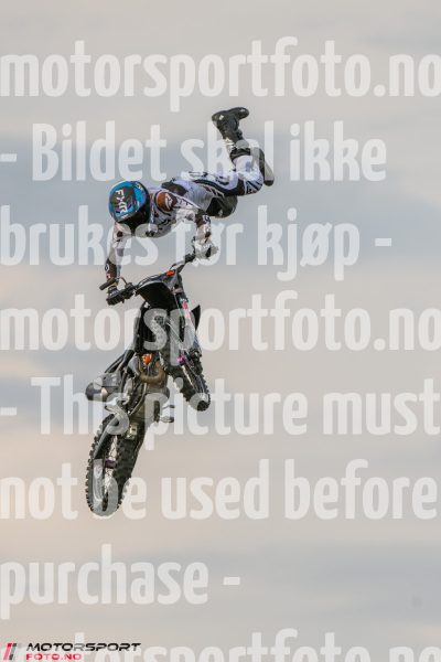 20250712-190822-DSC_6396