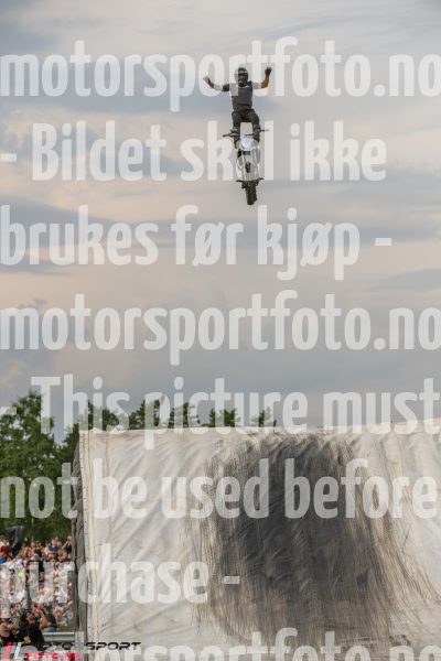 20250712-190852-DSC_6560