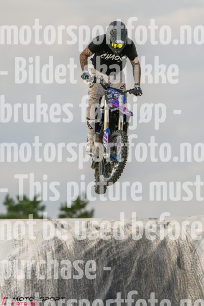 20250712-191007-DSC_6724