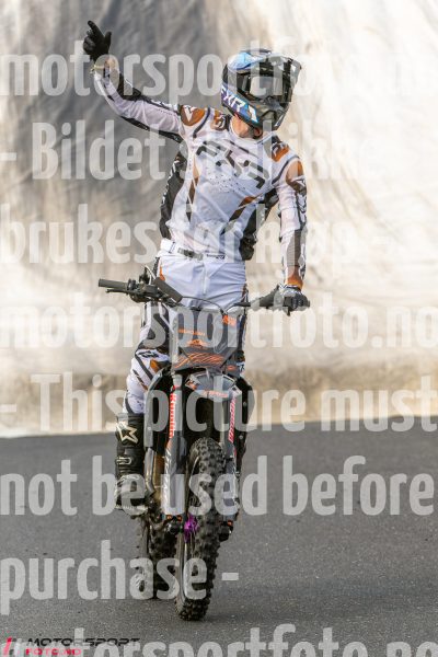 20250712-191034-DSC_6981