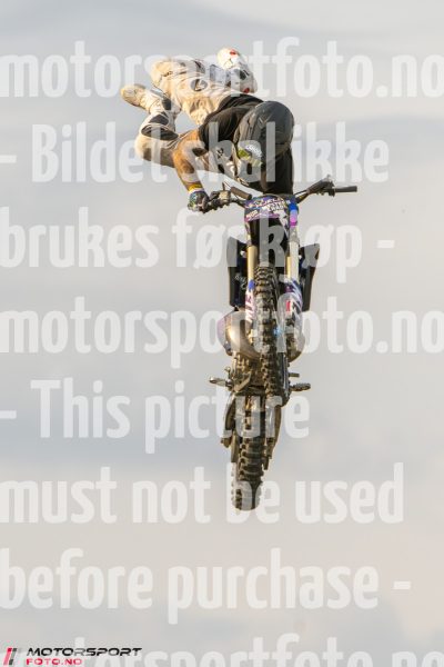 20250712-191115-DSC_7014