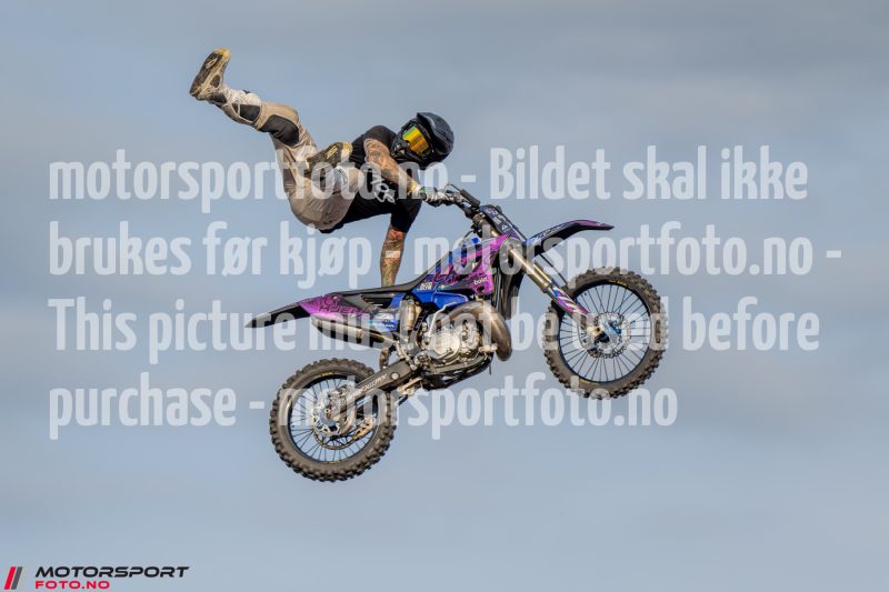 20250712-191121-DSC7817