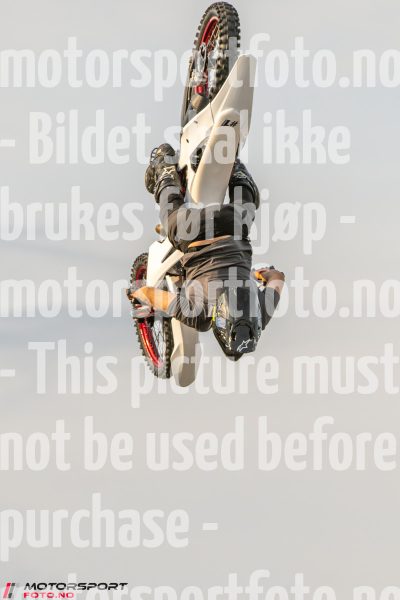 20250712-191122-DSC_7116