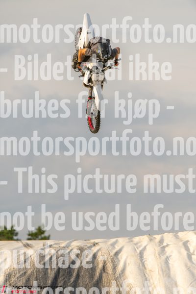 20250712-191123-DSC_7126