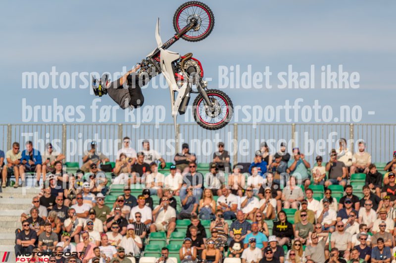 20250712-191127-DSC7833