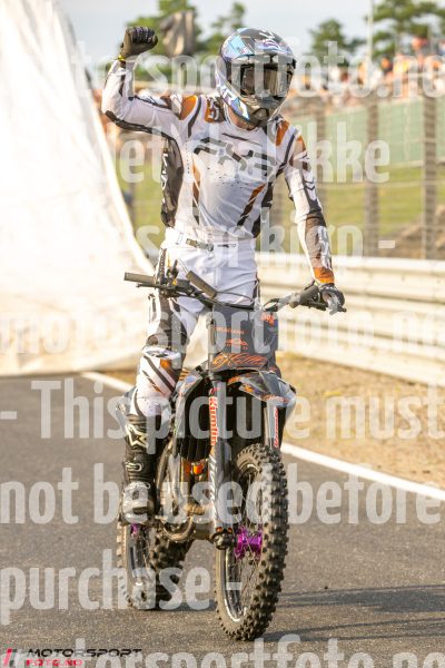 20250712-191139-DSC_7278