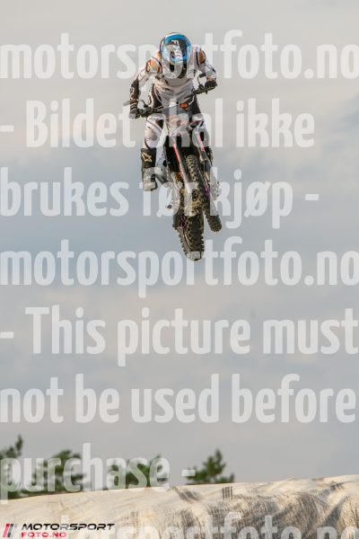 20250712-191317-DSC_7376