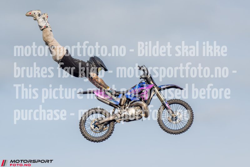 20250712-191319-DSC7874