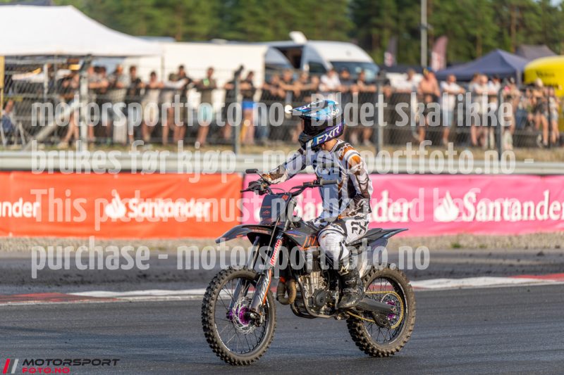 20250712-191356-DSC7905