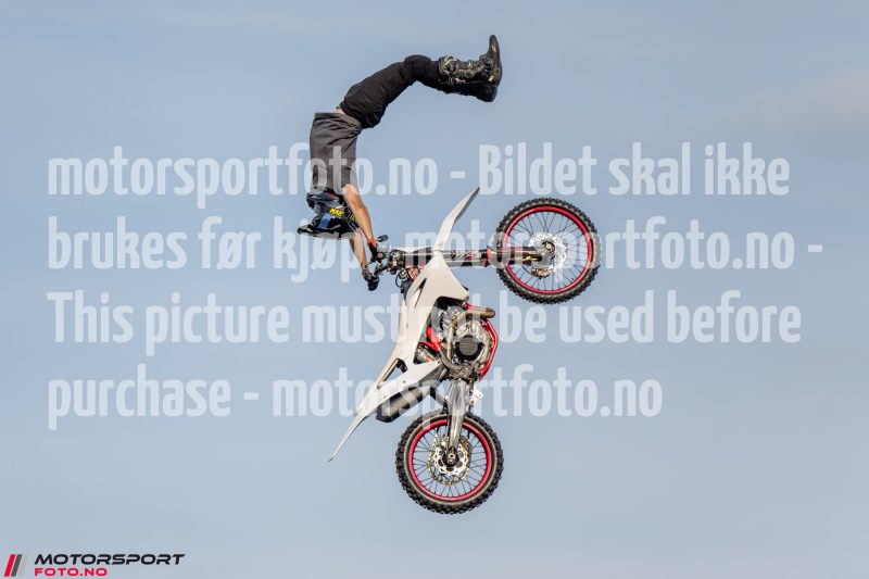 20250712-191451-DSC7934