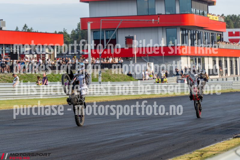 20250712-191518-DSC7945