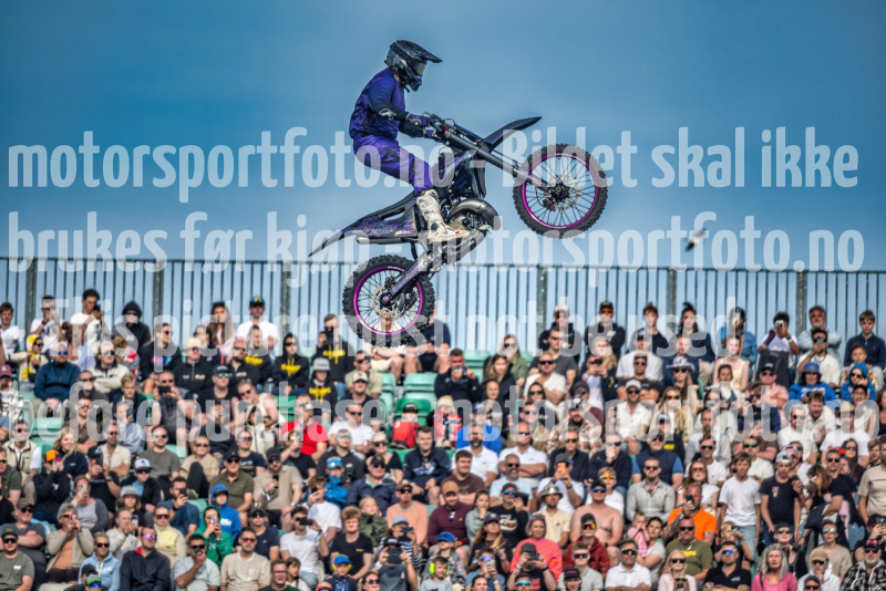 20260704-183034-DSC4089