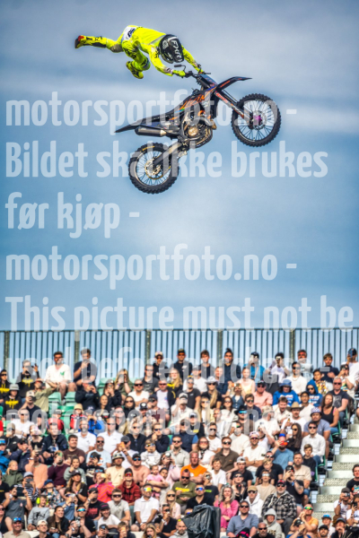 20260704-183332-DSC4197