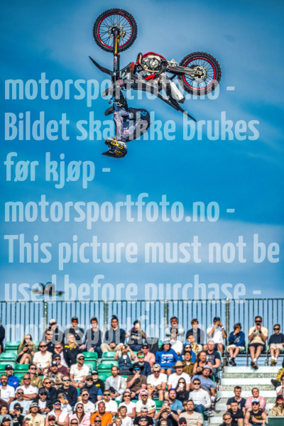 20260704-185002-DSC4573